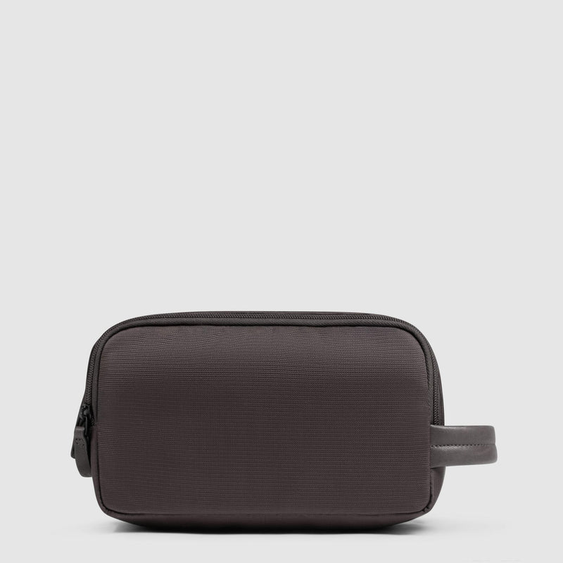 Toiletry bag in recycled fabric