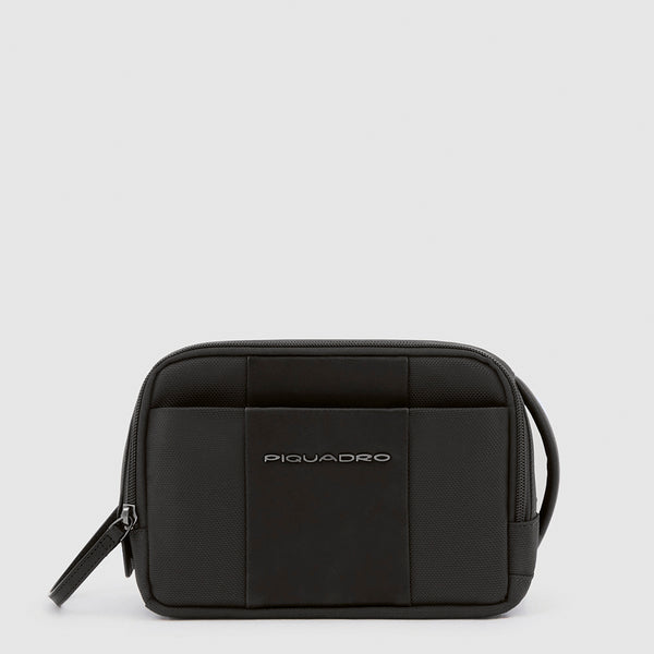 Toiletry bag in recycled fabric