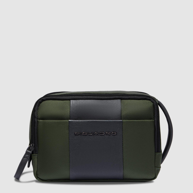 Beauty case uomo in tessuto riciclato 