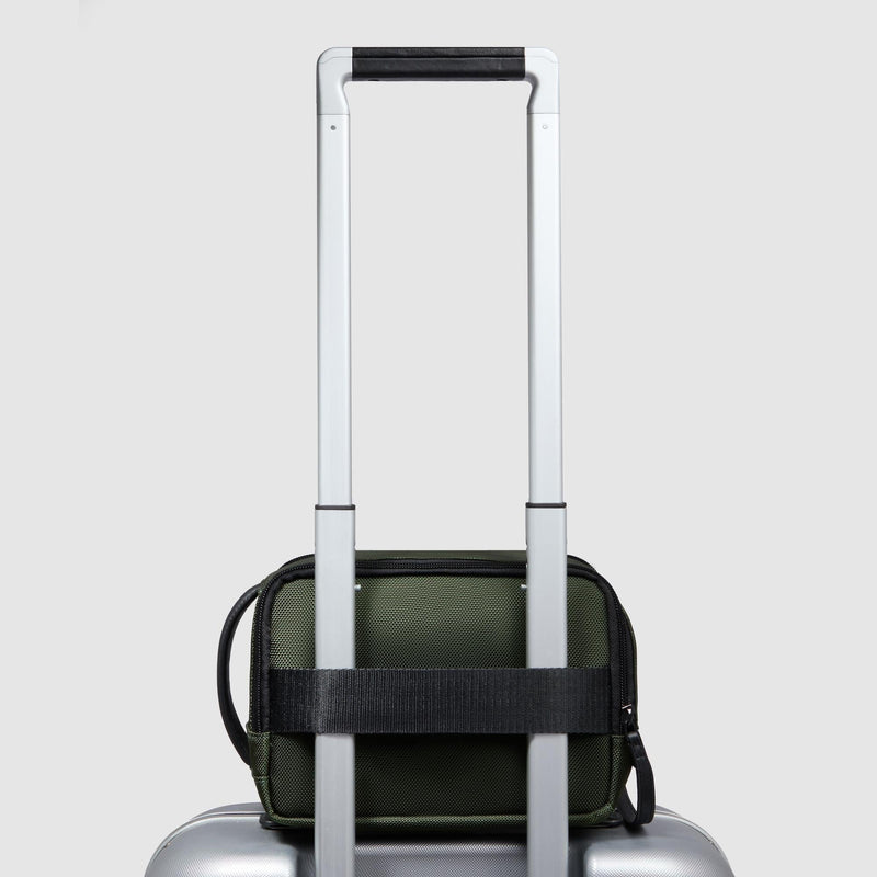 Beauty case uomo in tessuto riciclato 