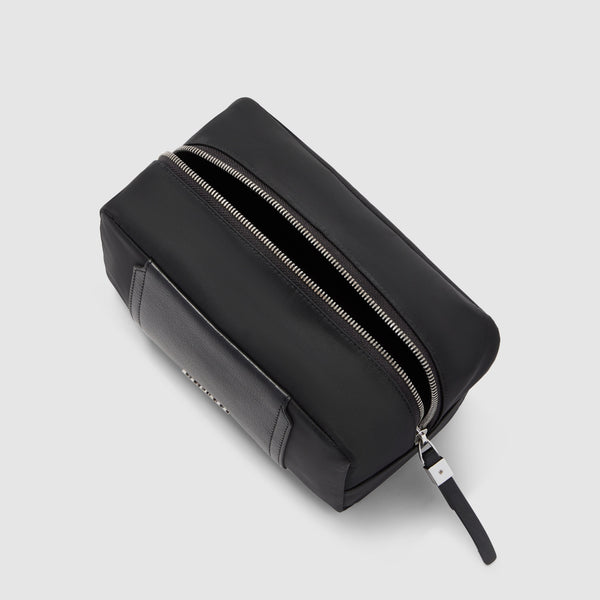 Small Vanity Case in Water-Resistant Recycled Fabric - 3