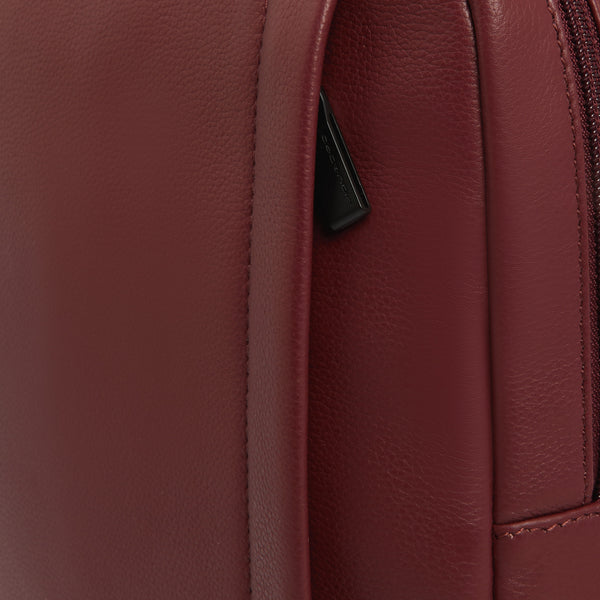 Men's Leather Crossbody Bag for iPad® 11" - 7