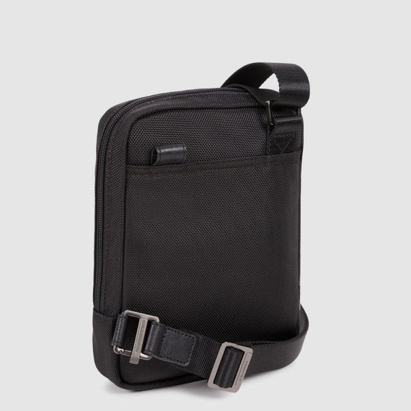 Men's crossbody bag in recycled fabric