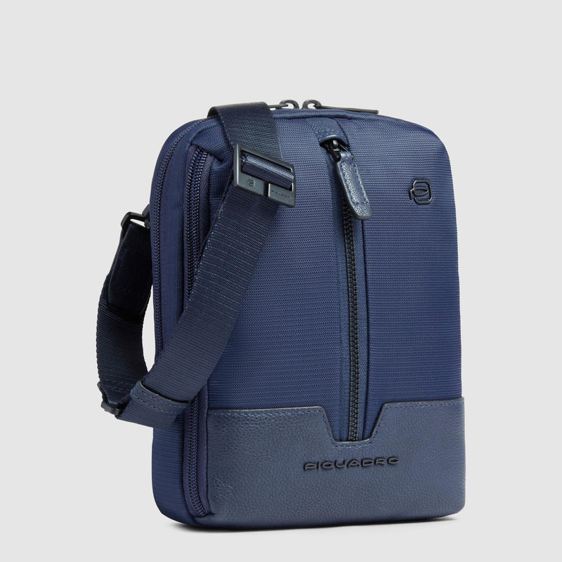 Men's crossbody bag in recycled fabric