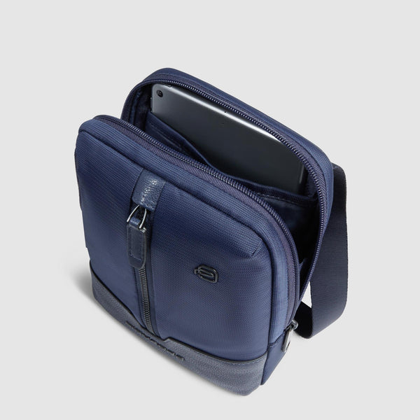 Men's crossbody bag in recycled fabric