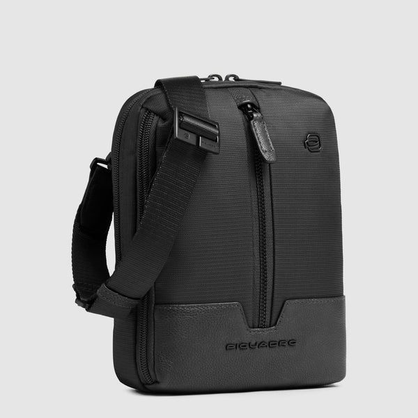 Men's crossbody bag in recycled fabric