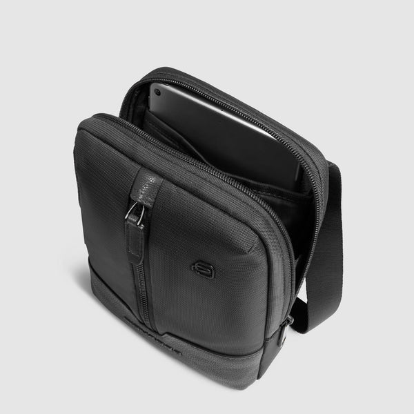 Men's crossbody bag in recycled fabric