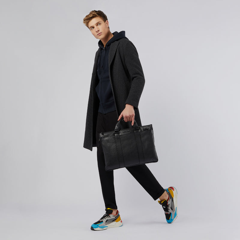 Expandable, slim laptop bag 15,6"