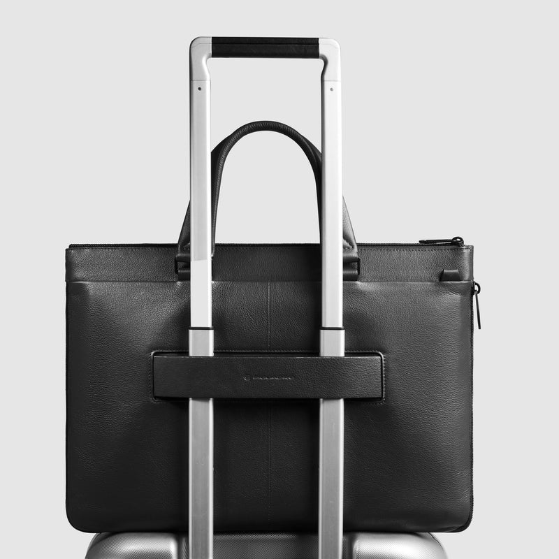 Expandable, slim laptop bag 15,6"
