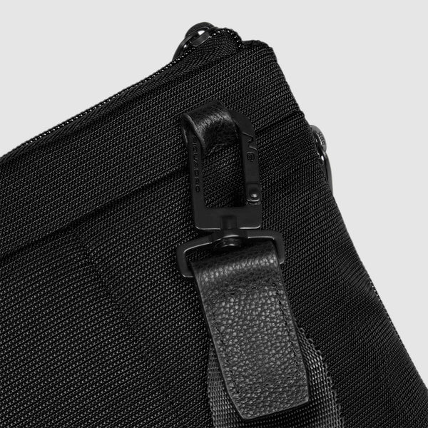Slim laptop bag 15,6" in recycled fabric