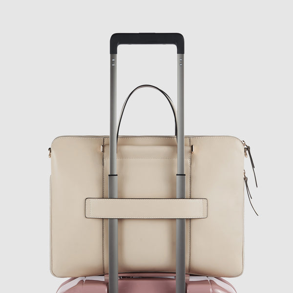 Slim, women's laptop bag 15,6" - 3