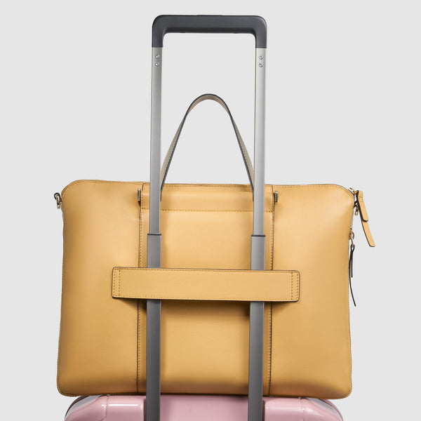 Slim, women's laptop bag 15,6"