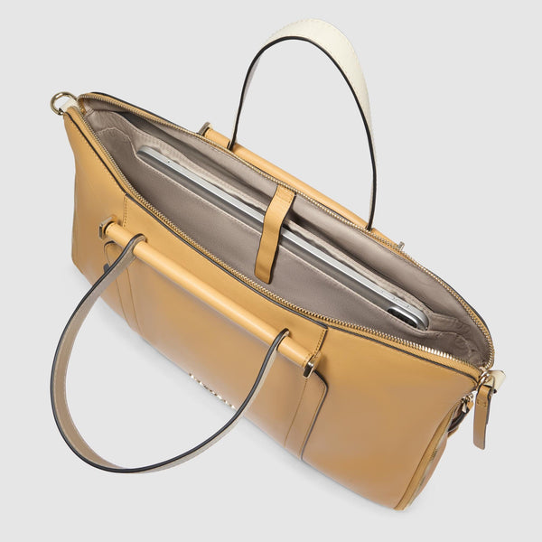 Slim, women's laptop bag 15,6"