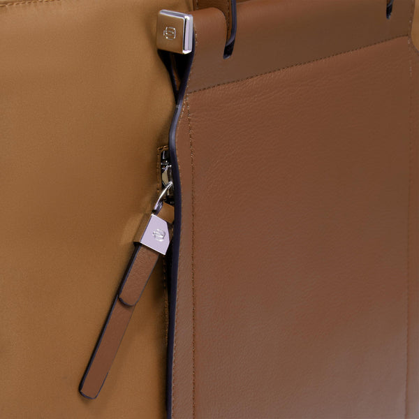 Slim, women's laptop bag 15,6"