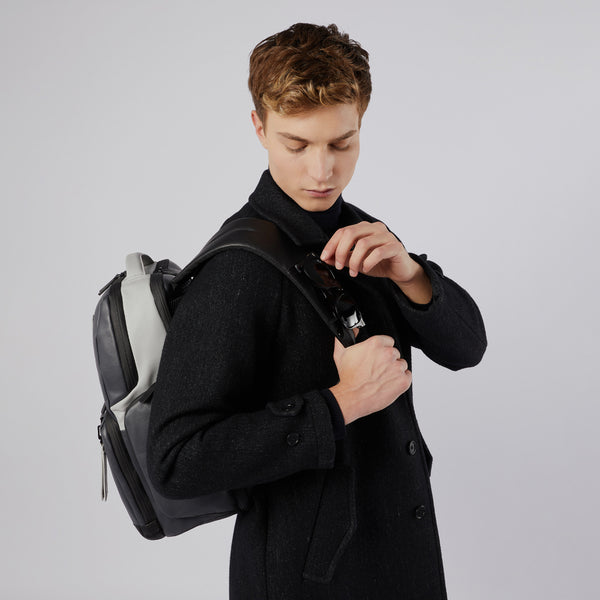 Fast-check computer backpack with iPad® compartmen