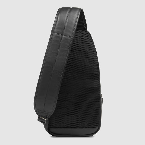 Mono sling bag