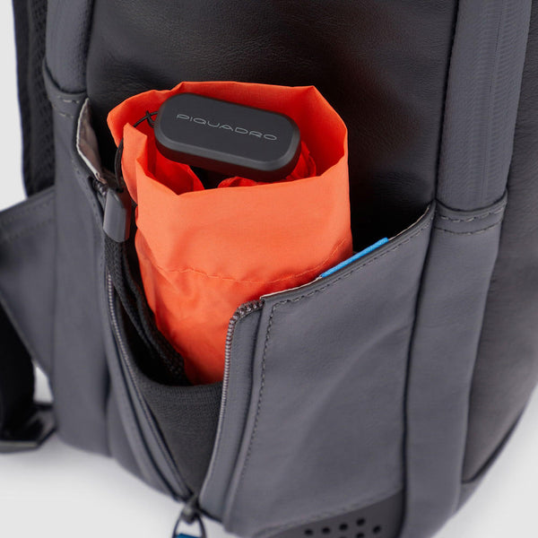 PC and iPad® backpack with anti-theft cable