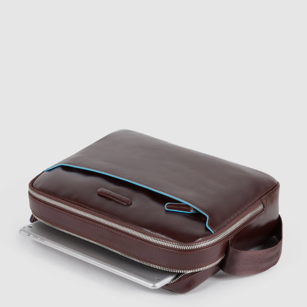 Crossover bag with two dividers