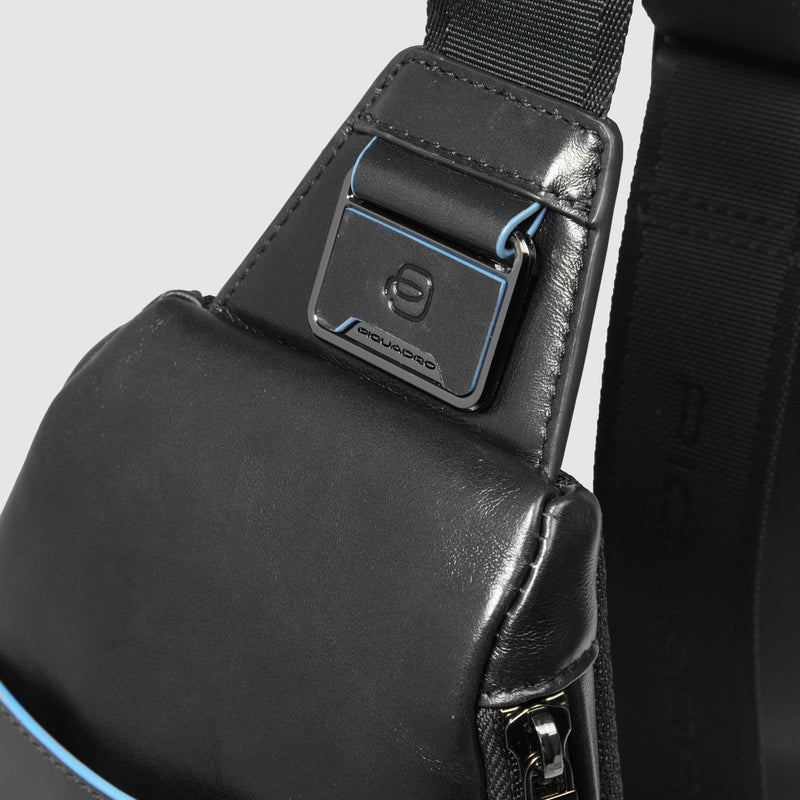 Zaino monospalla uomo personalizzabile