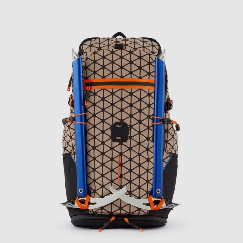 Ski mountaineering and trekking backpack