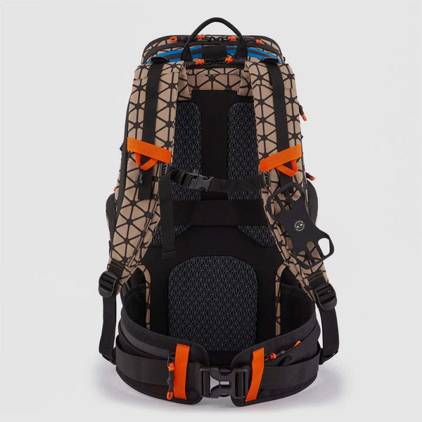 Ski mountaineering and trekking backpack