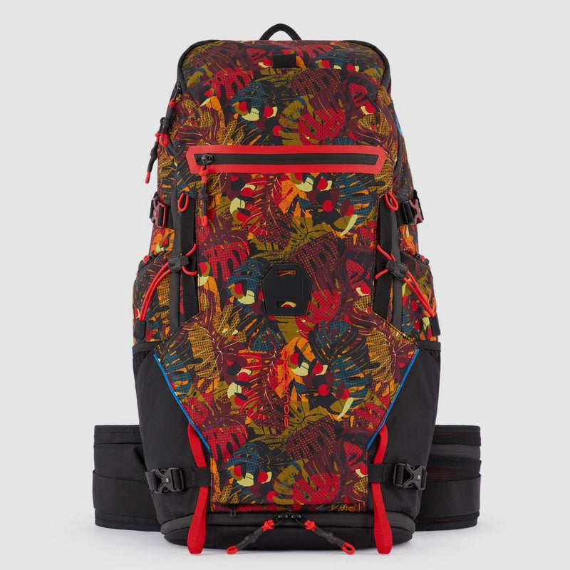 Ski mountaineering and trekking backpack