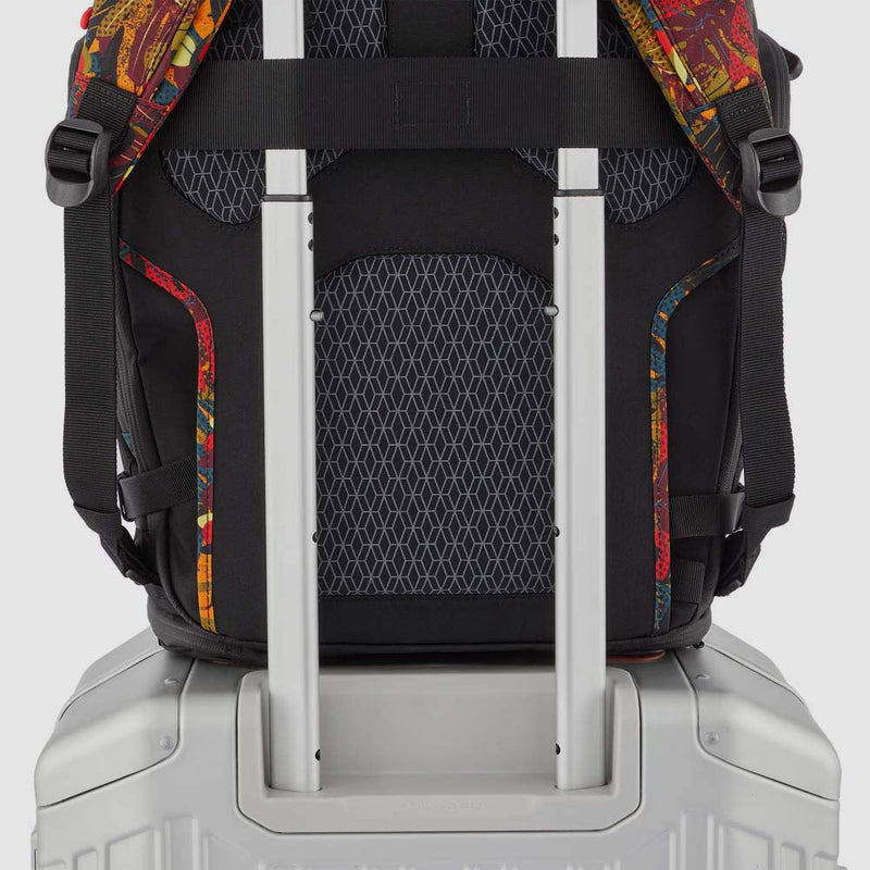 Ski mountaineering and trekking backpack