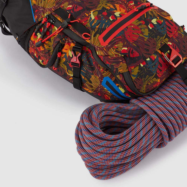 Ski mountaineering and trekking backpack