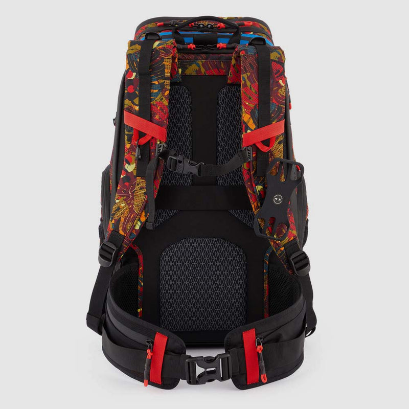 Ski mountaineering and trekking backpack