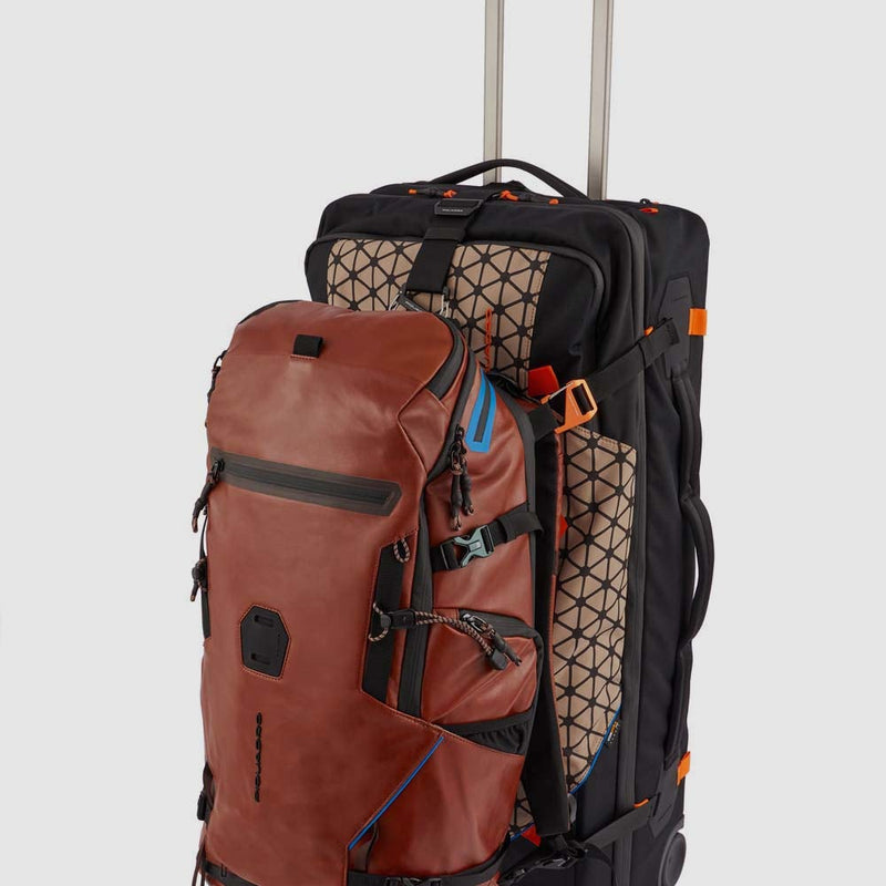 Zaino sportivo da sci alpinismo in pelle
