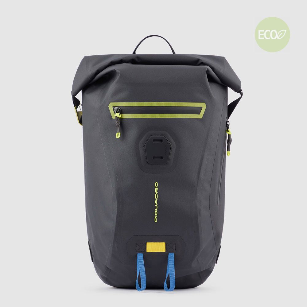 waterproof backpack with latch roll top,