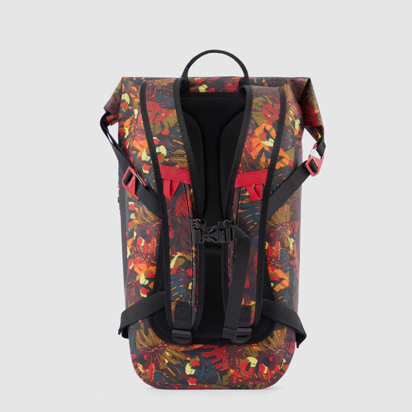 waterproof backpack with latch roll top,