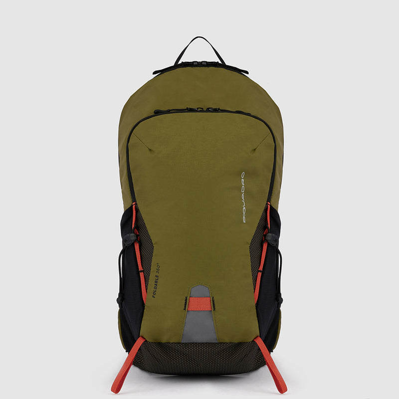 Foldable computer backpack in recycled fabric