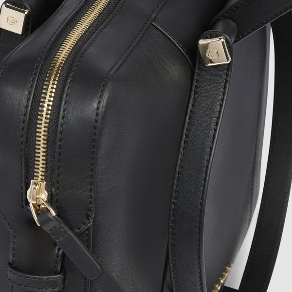 Leather women's laptop bag 15,6"