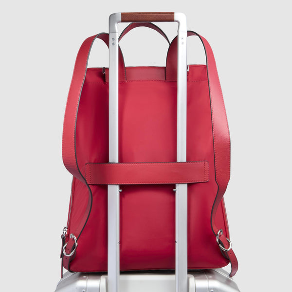 Expandable, women’s laptop backpack 15,6"