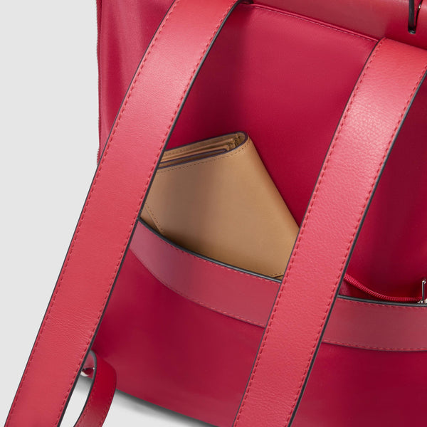 Expandable, women’s laptop backpack 15,6"