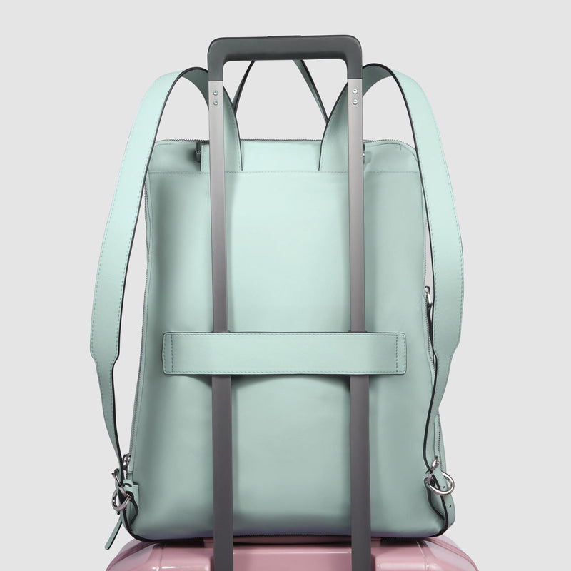 Expandable, women’s laptop backpack 15,6"