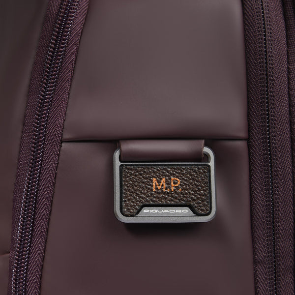 Water resistant backpack with fast-check opening