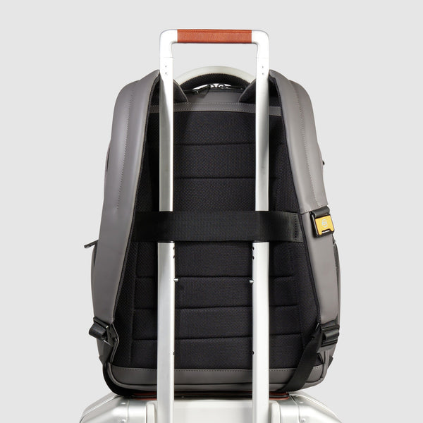 Water resistant backpack with fast-check opening - 3