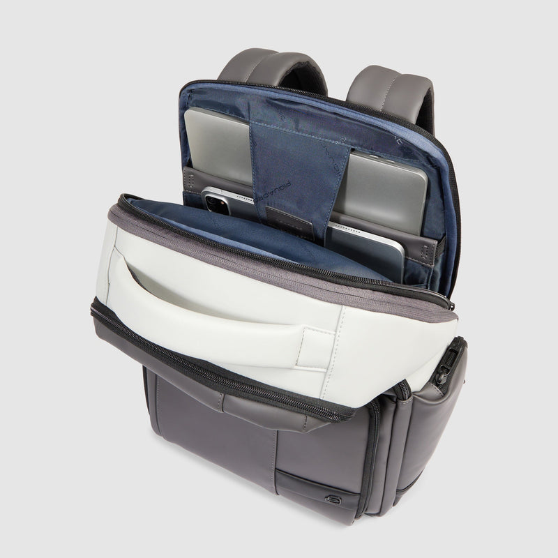 Mochila resistente al agua con apertura fast-check