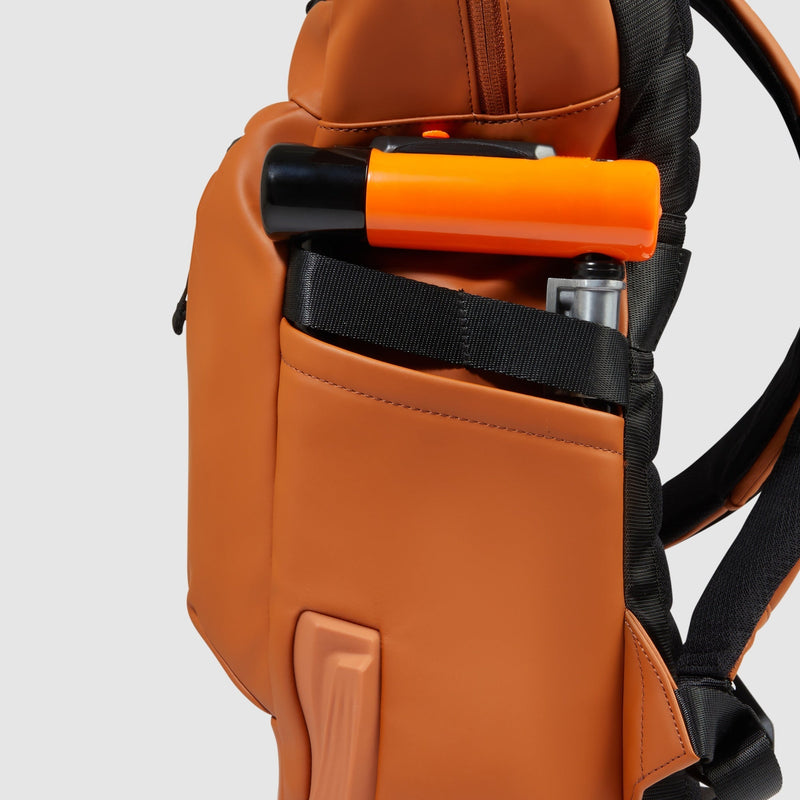 Mochila roll-top resistente al agua para portátil