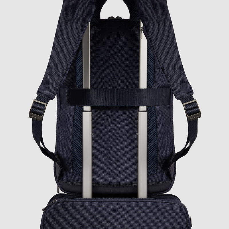 Laptop-Rucksack 15,6" aus recycled Stoff, schmal