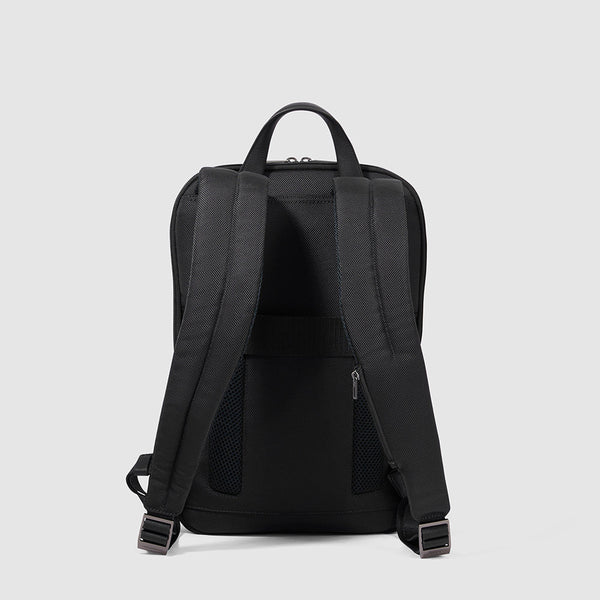 Laptop-Rucksack 15,6" aus recycled Stoff, schmal