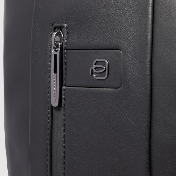 Expandable laptop backpack 15,6"