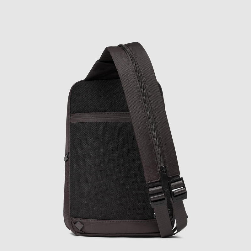 Sling bag in recycled fabric