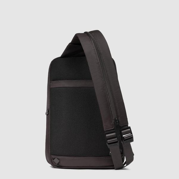 Sling bag in recycled fabric