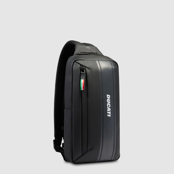 Zaino monospalla uomo "Piquadro x Ducati" 