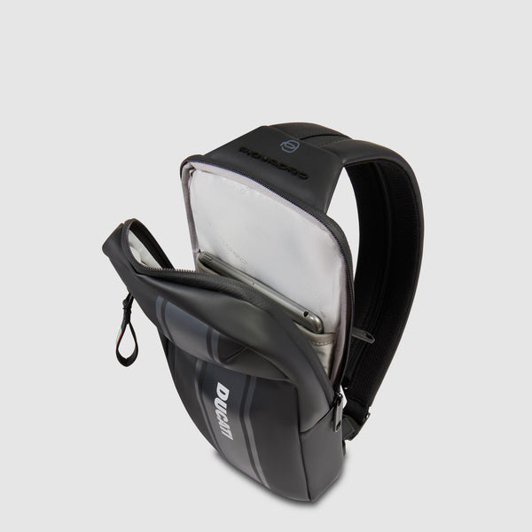 Zaino monospalla uomo "Piquadro x Ducati" 