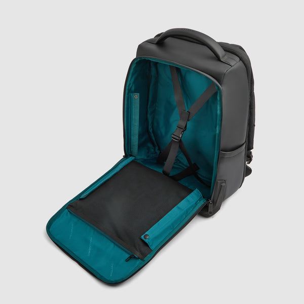Water resistant travel laptop backpack 15,6" - 4
