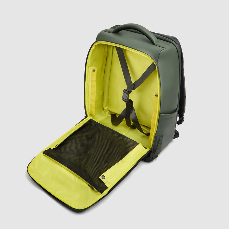Water resistant travel laptop backpack 15,6"
